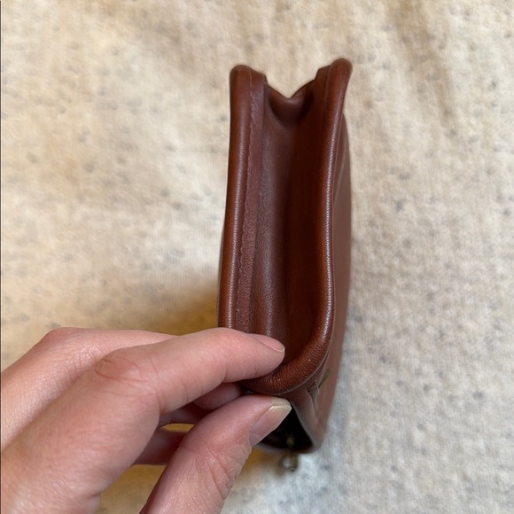 Coach vintage Brown Leather Chunky Case Toiletry Bag - Picture 8 of 8